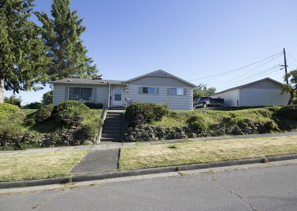 1st image of 502 S 61st St