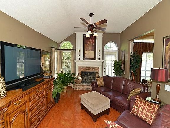 2nd image of 7103 Royal Gate Dr