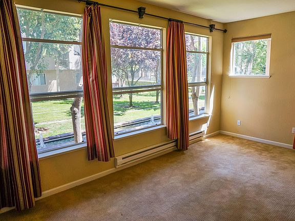 Living Room facing courtyard