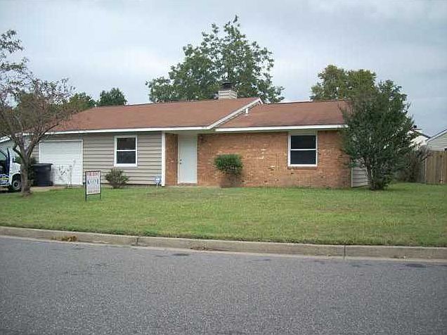 1st image of 3804 Springbloom Dr