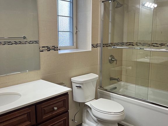 5th image of 329 Soundview Ln Floor 3