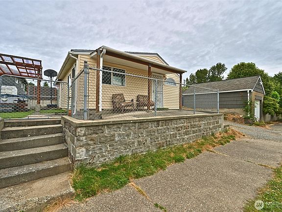 5th image of 5402 S Cloverdale Street