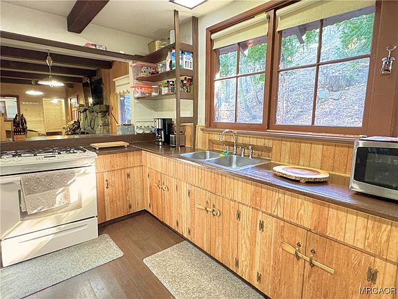 5th image of 12 Barton Flats Rd