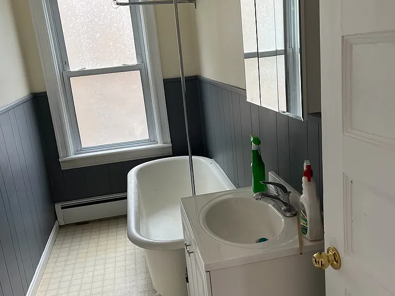 272 School St #2 — Photo 2