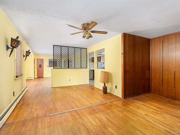 4th image of 52 Woodbury Road
