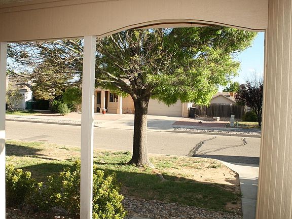 1732 Strawberry Dr NE, Rio Rancho