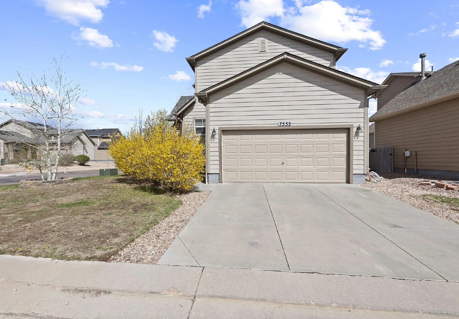 3 bed, 2.5 bath, 1506 sqft, $2,350 — Photo 3
