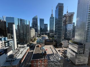 126 Simcoe St #2209, Toronto, ON M5H 4E6
