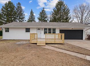 2207 Maple Ave, Loves Park, IL 61111