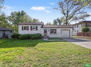 5002 N 54th St, Omaha, NE 68104