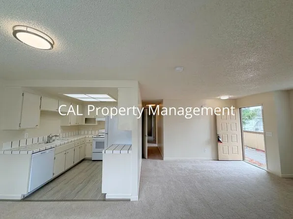 1823 Cherokee Dr, Salinas, CA 93906