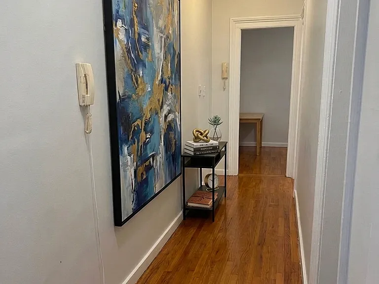 449 W 22nd St #3 — Photo 7