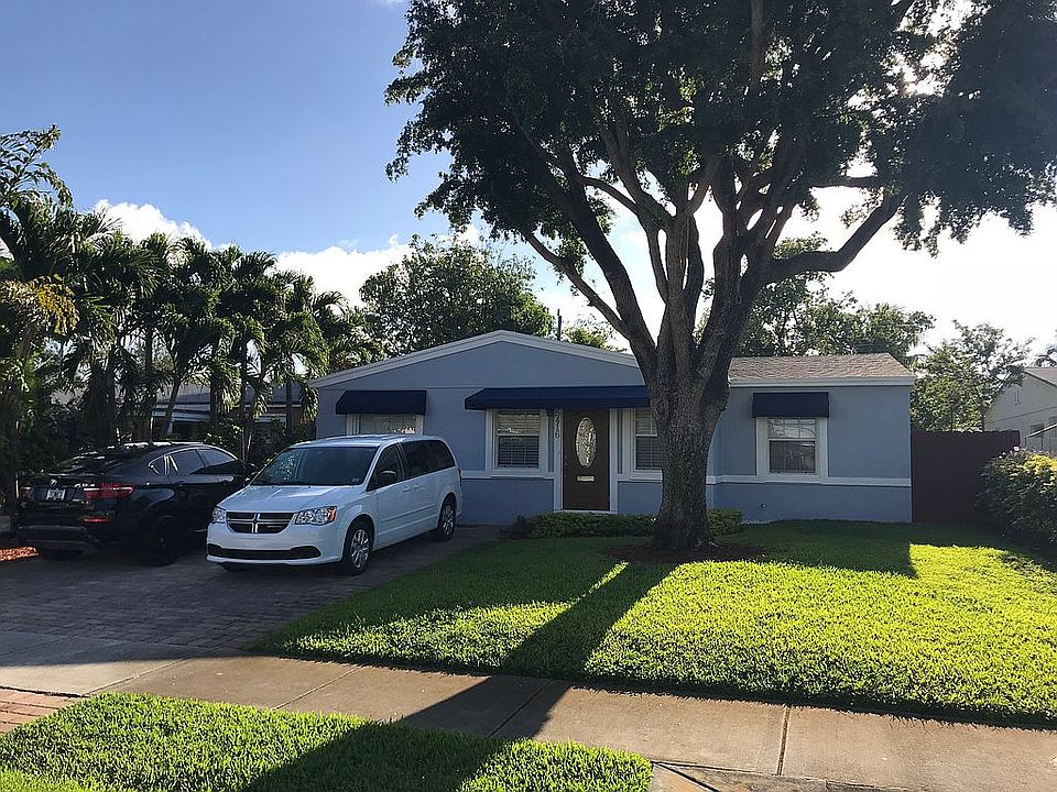 1st image of 5416 NE 5th Ave