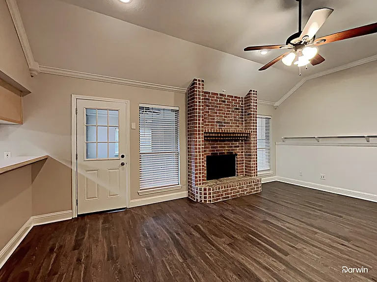 551 SW Rand Dr — Photo 5