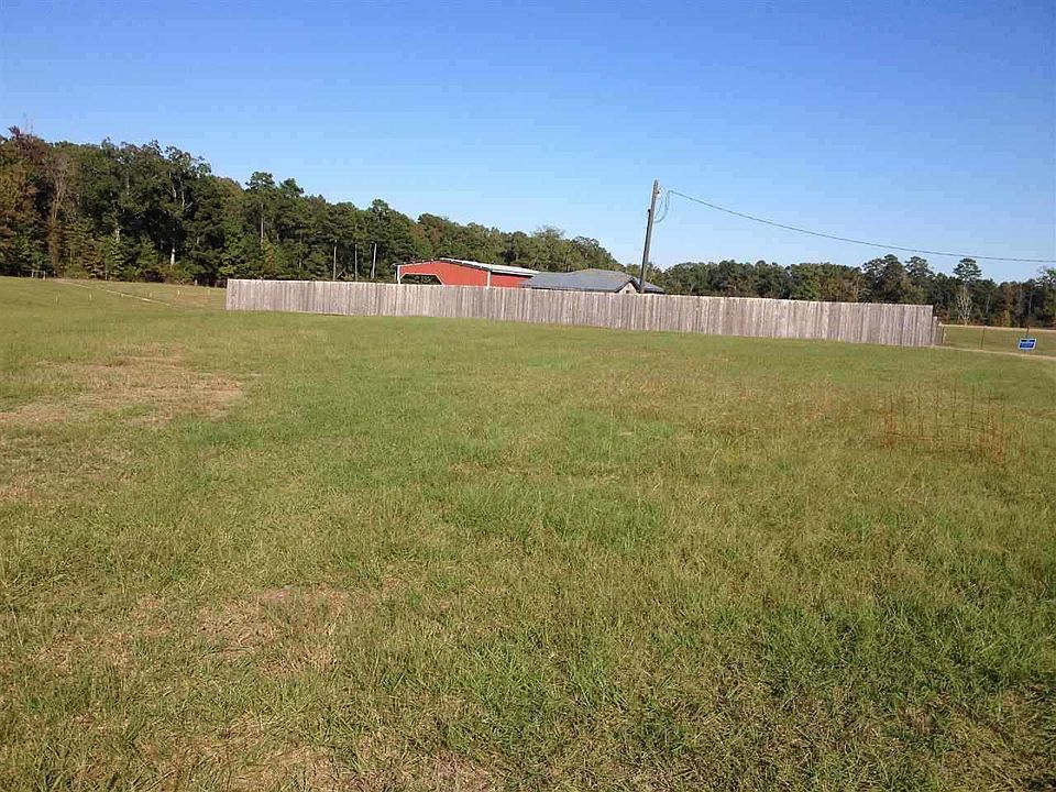 1st image of 415 Sangria Ln