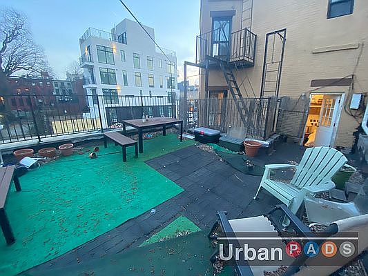 3rd image of 451 Franklin Ave #1B