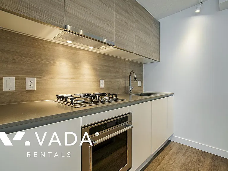 908 Quayside Dr #2307 — Photo 13