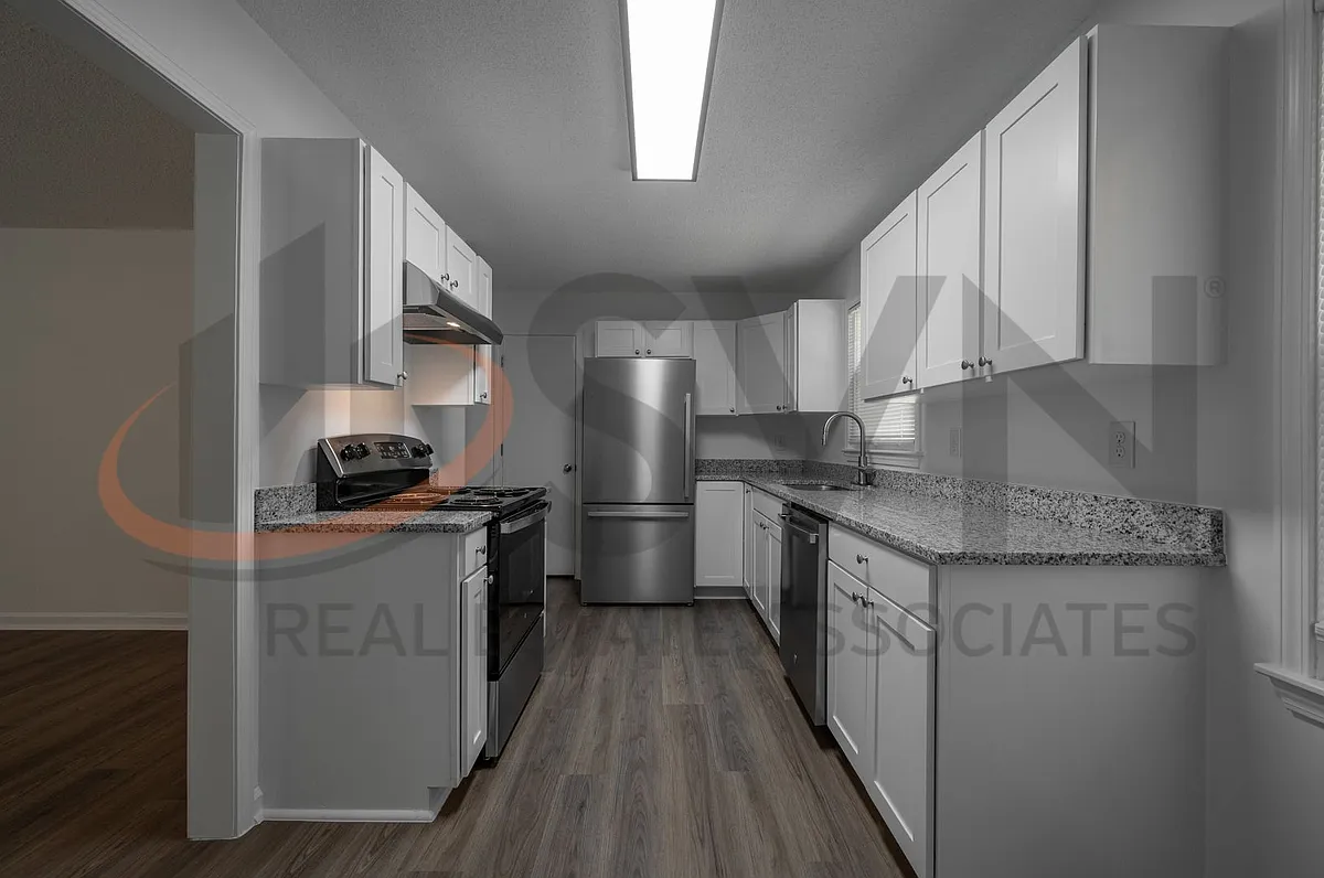 Building Photo - 2911 Beechwood Dr