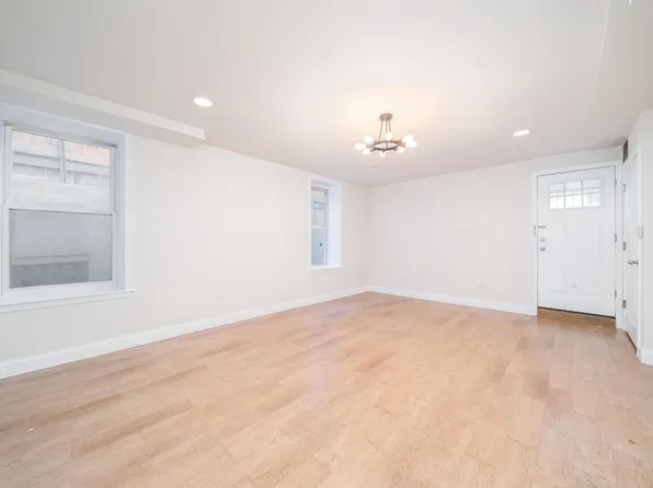 149 Webster Avenue image 10 of 31