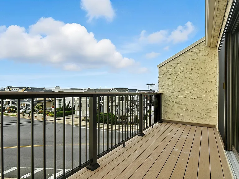 1503 Atlantic Ave — Photo 11