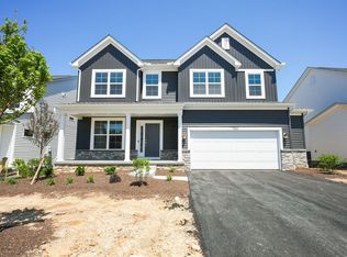 1104 Quarry Oak Dr, Grove City, OH 43123