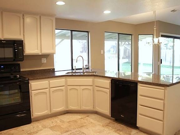 4th image of 151 Stoney Hill Dr