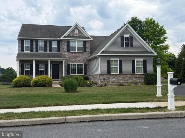 432 Southfield Dr, Oley, PA 19547