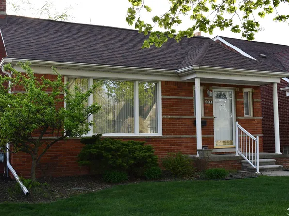 9644 Manor Ave, Allen Park, MI 48101