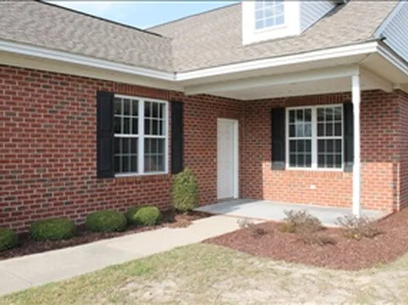100 Chafin Pl, Goldsboro, NC 27534