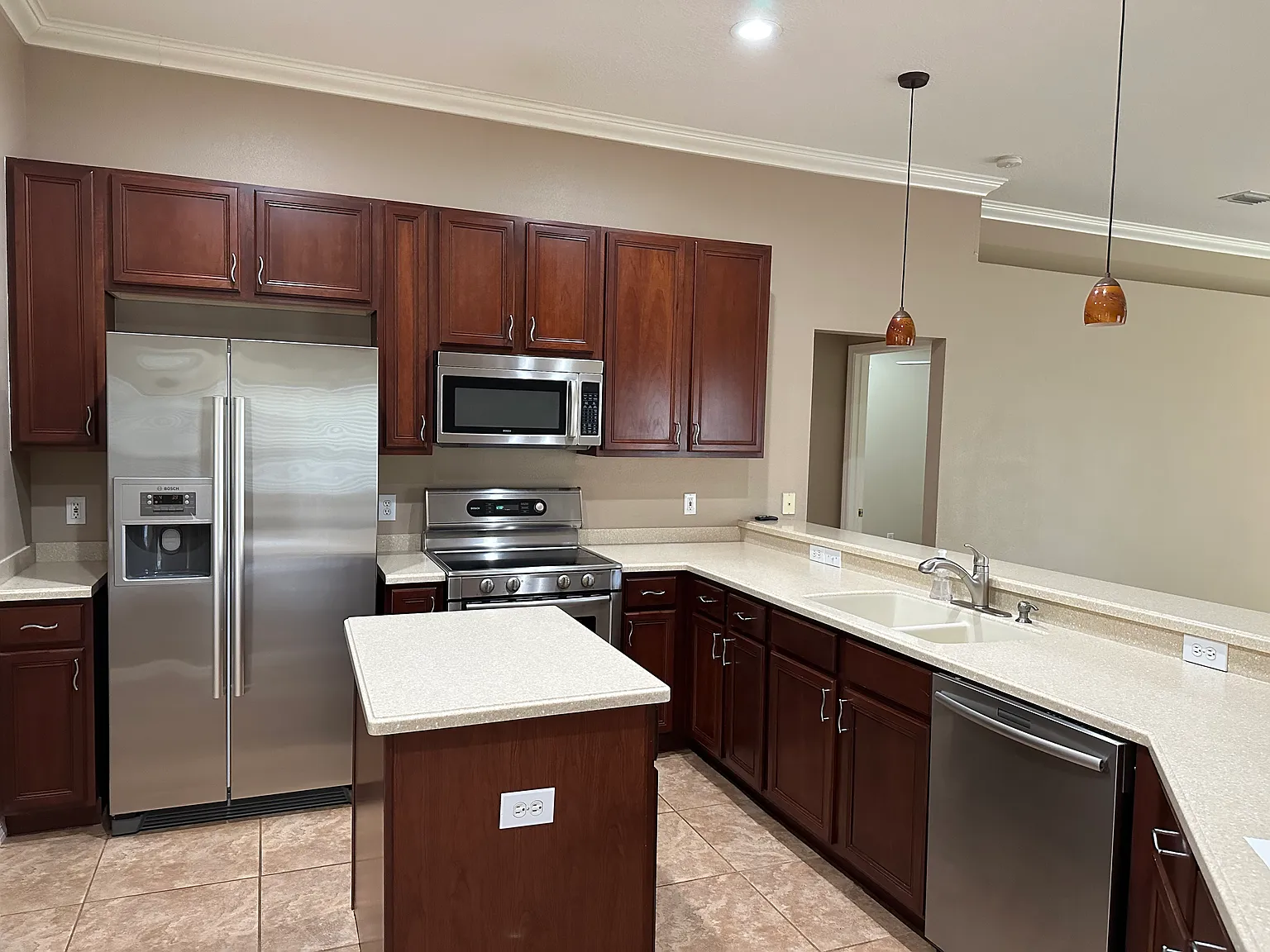 6449 Clair Shore Dr — Photo 4