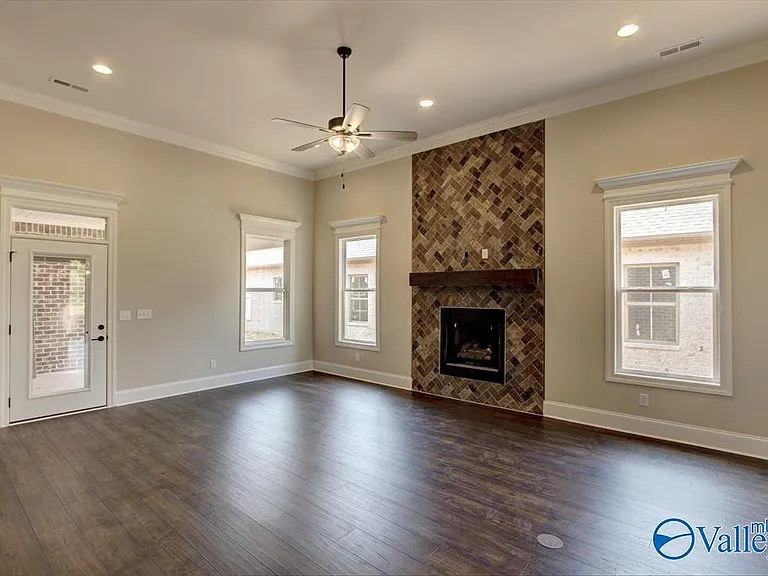 Lot 12428 Seventy Narayan St — Photo 2