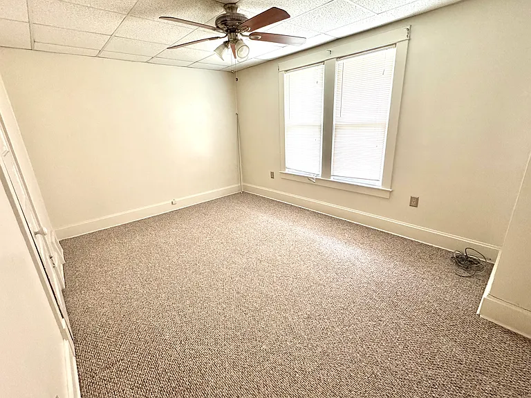 44 Biltmore Ave — Photo 13