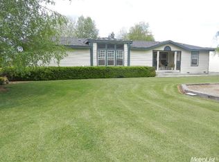 23599 N Kennefick Rd, Acampo, CA 95220