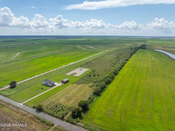 3203 Sidney Richard Rd, Crowley, LA 70526