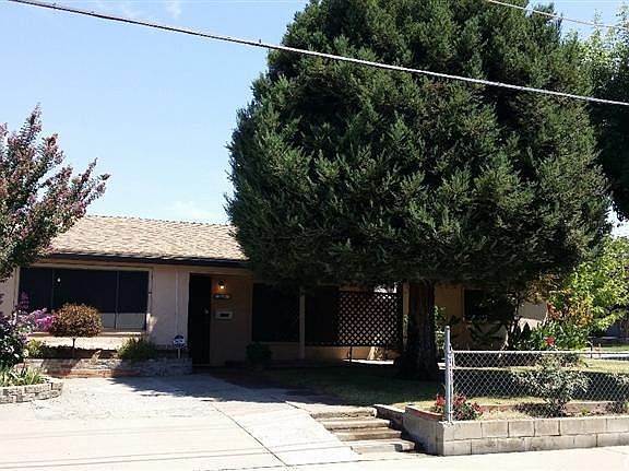 2nd image of 1001 Hawk Ave