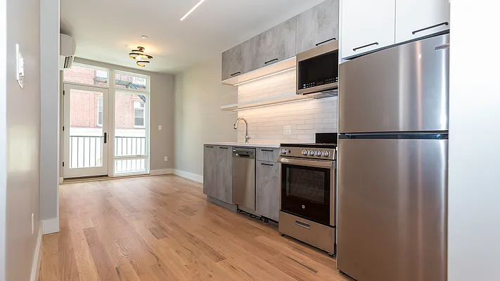 Rented by Nooklyn NYC LLC | media 10