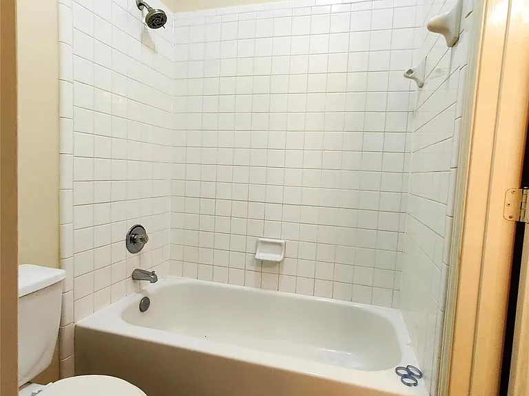7127 Bristol Ridge Dr — Photo 38