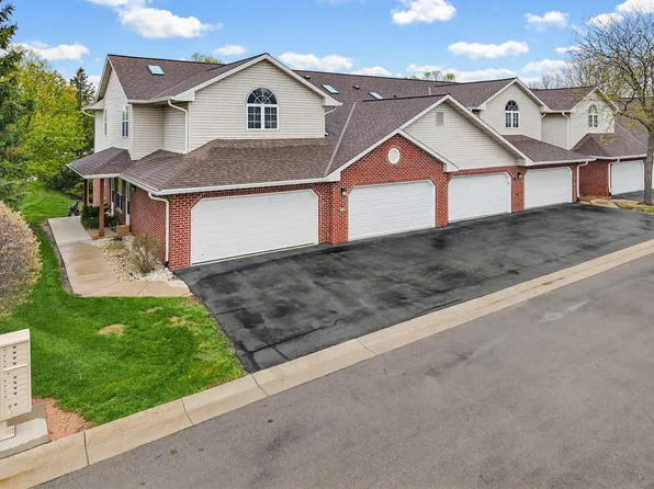 7883 S Scepter DRIVE #1, Franklin, WI 53132