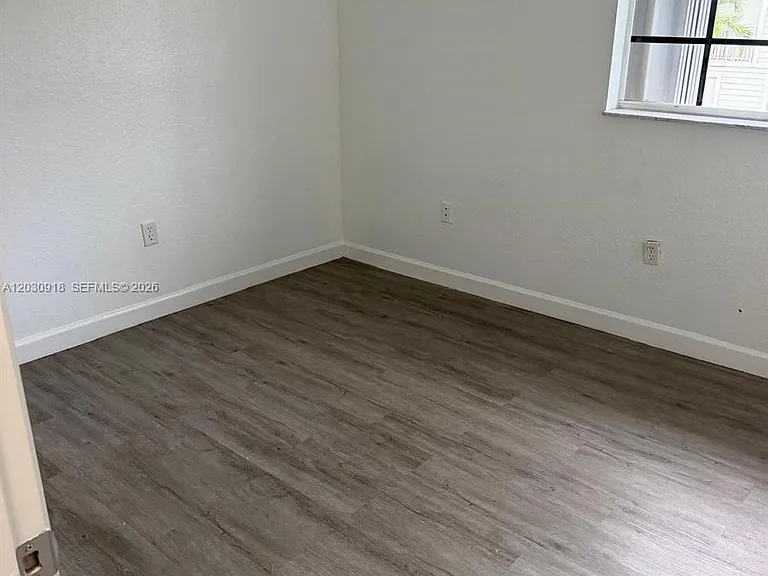374 NE 27th Ave #203 — Photo 5