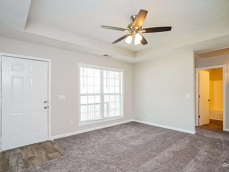 2717 Calais Ct — Photo 5