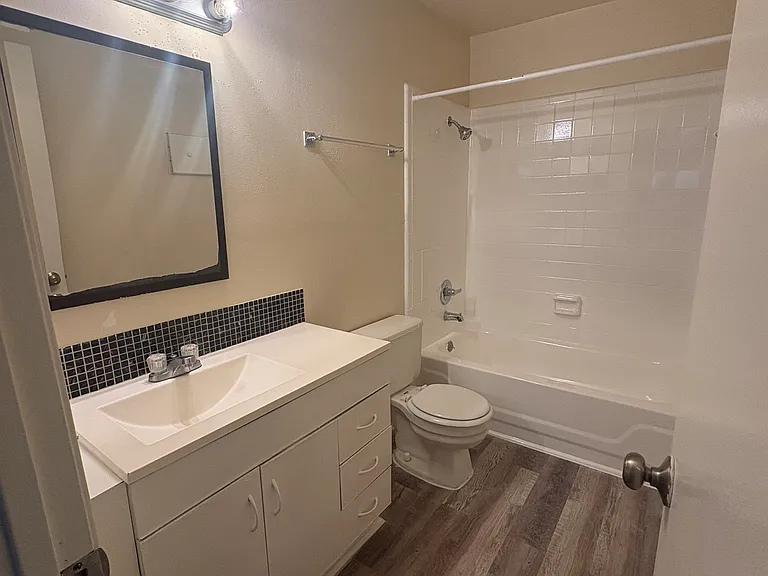 9700 Leawood Blvd #1905 — Photo 7