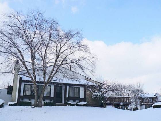 1st image of 28 Elmwood Dr
