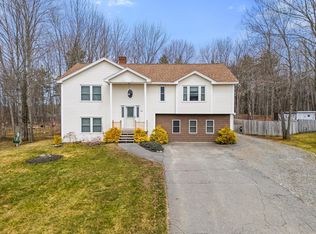 106 Starlight Dr, Brewer, ME 04412