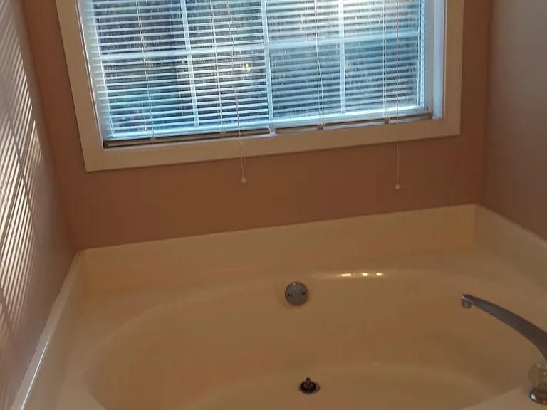 1721 Heritage Ridge Ct SW — Photo 10