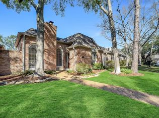 9410 Briar Forest Dr, Houston, TX 77063