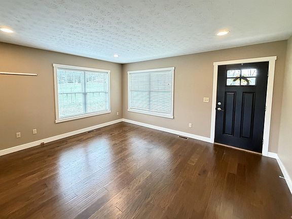 4th image of 1161 Cindy Kay Dr