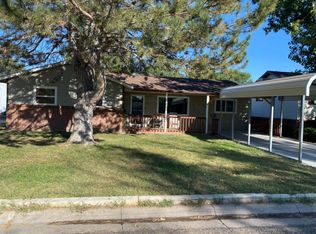 807 College Ave, Goodland, KS 67735