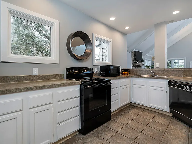 Clubhouse Kitchen