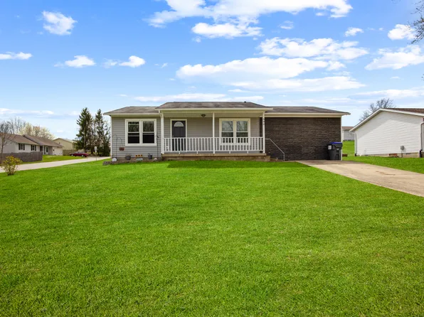 600 W Tecumseh Dr, Ellettsville, IN 47429