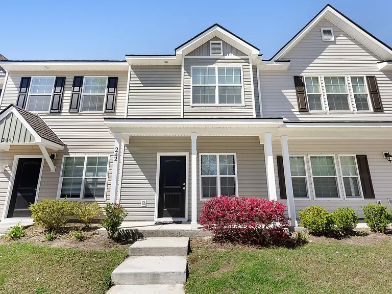 242 Admiration Ave — Photo 1